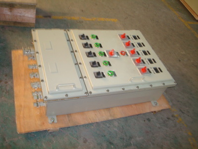 特價批發照明動力配電箱、配電柜、電氣控制柜及無功補償裝置 瑞安市恒安電氣的專業優勢